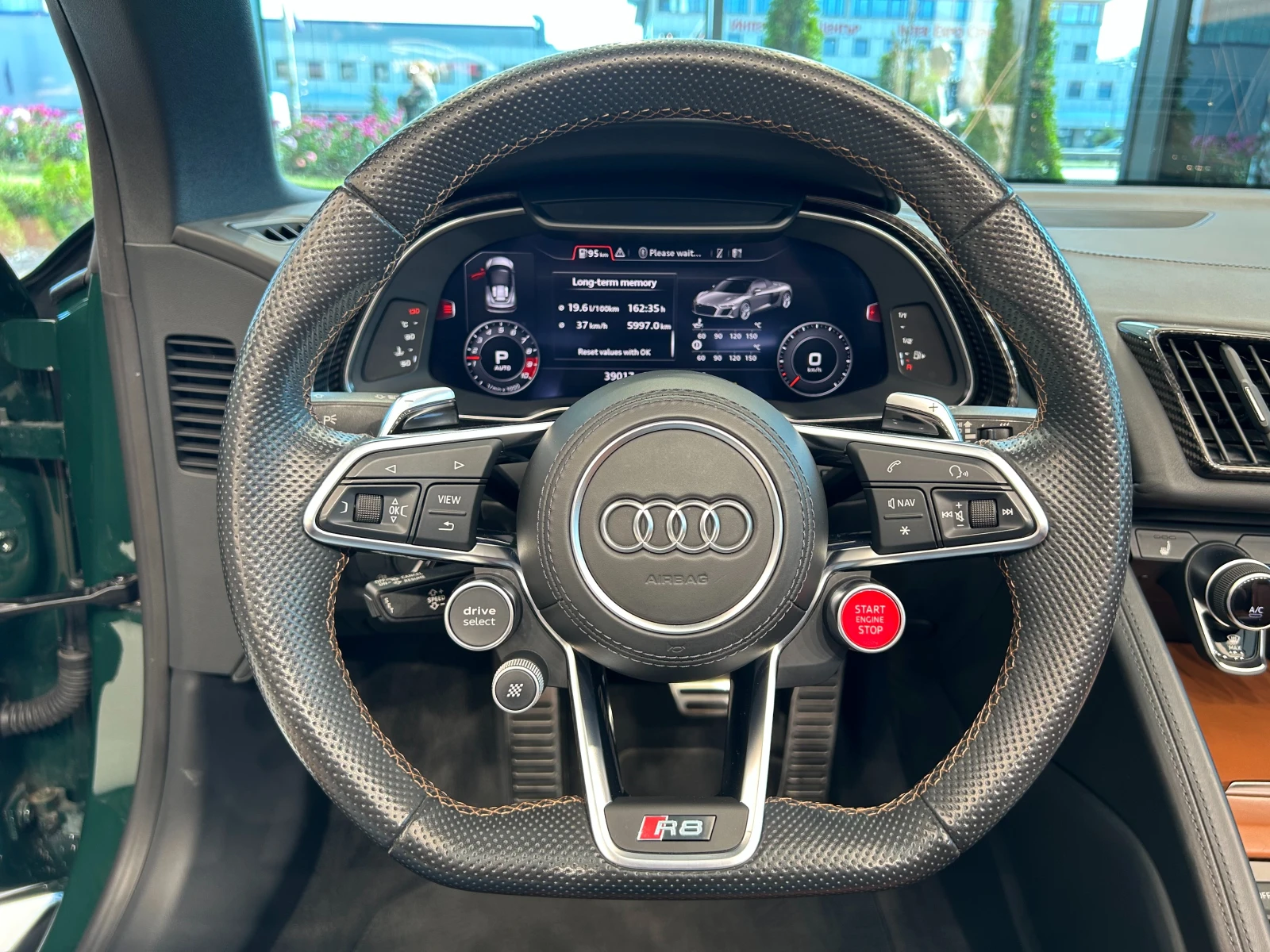 Audi R8 Spyder Performance