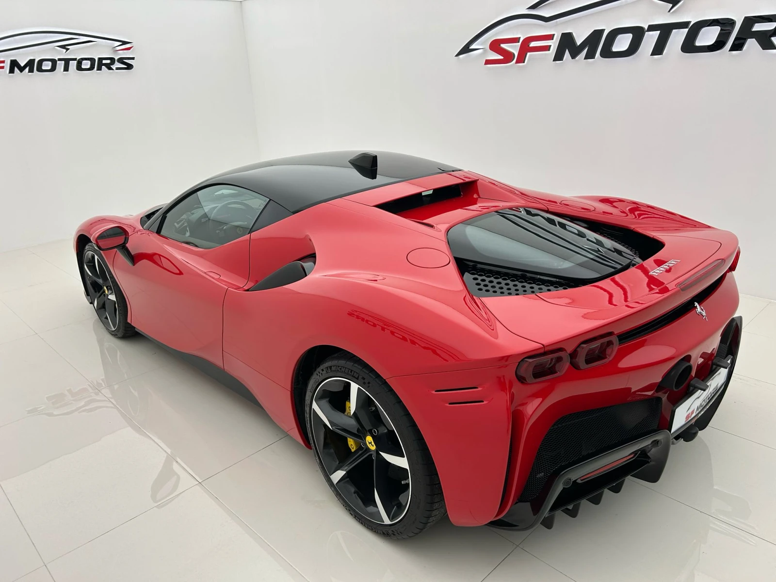 Ferrari SF90 Stradale