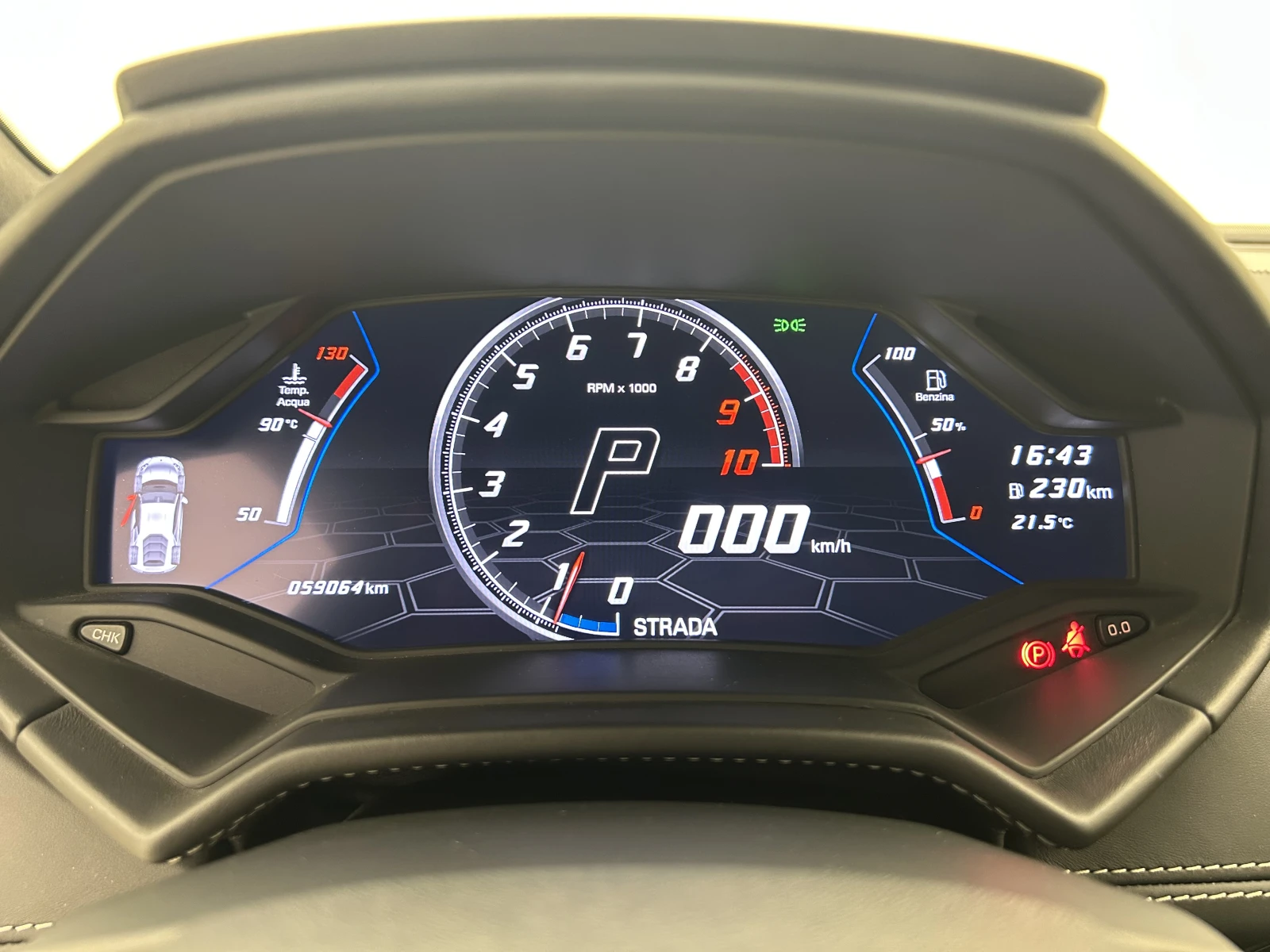 ChatGPT каза:  Lamborghini Huracan Evo