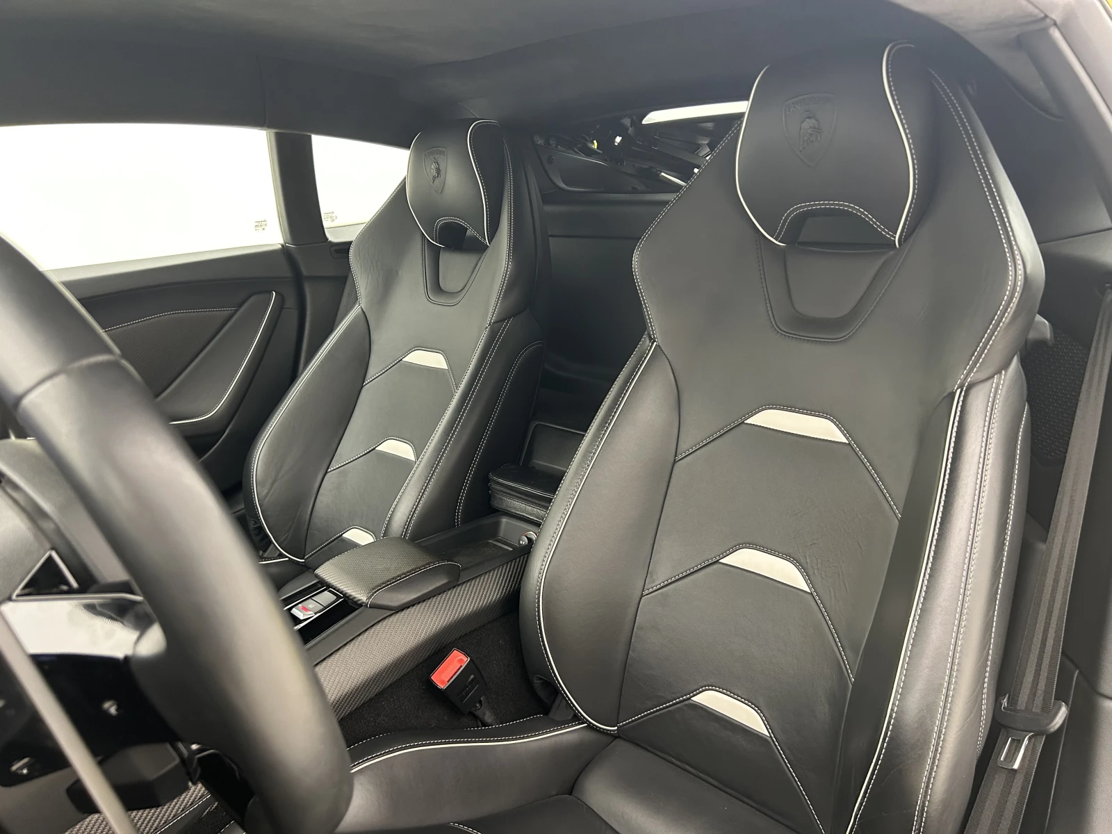 ChatGPT каза:  Lamborghini Huracan Evo