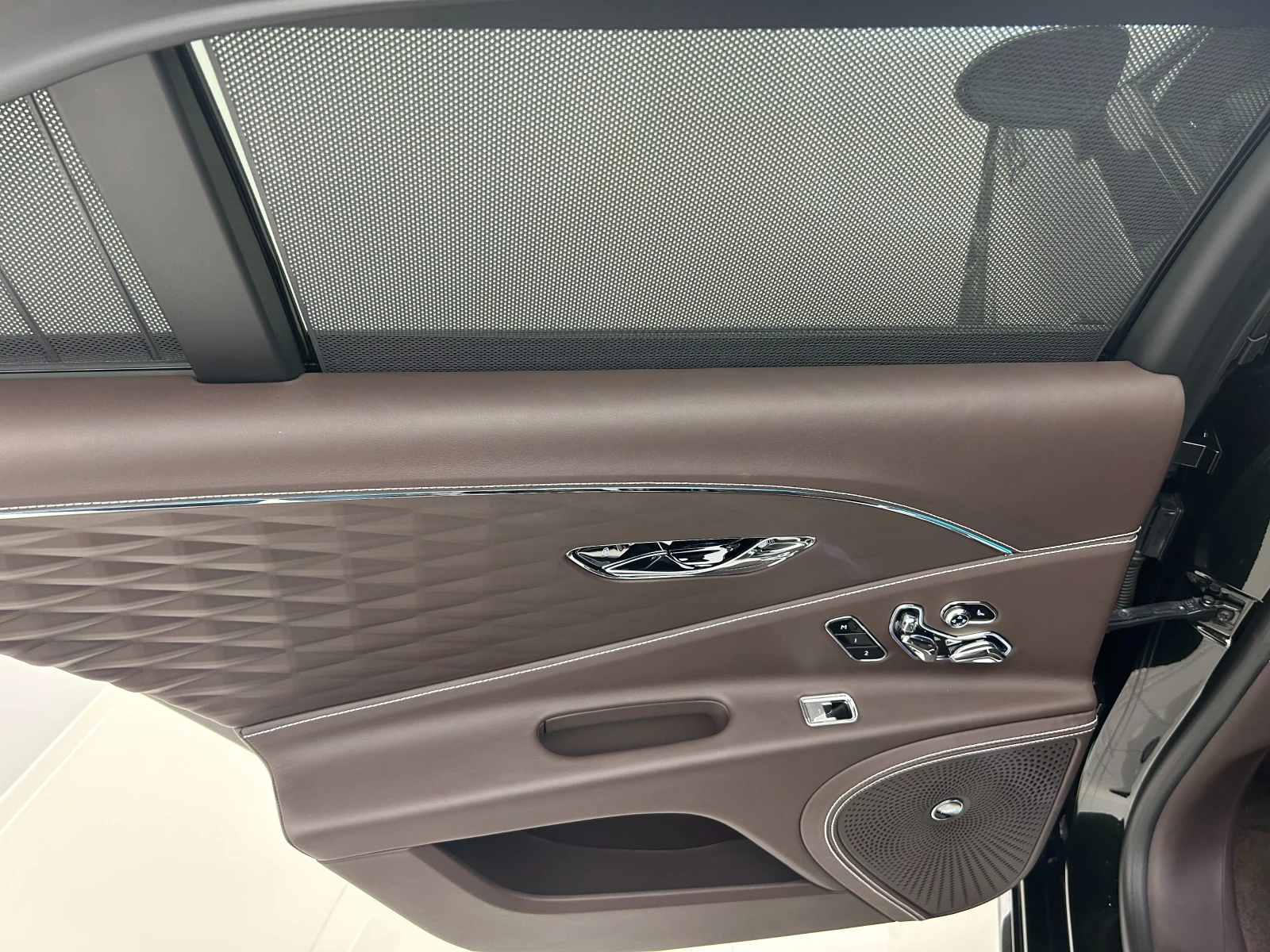 بنتلي فلاينغ سبور W12 سبيد