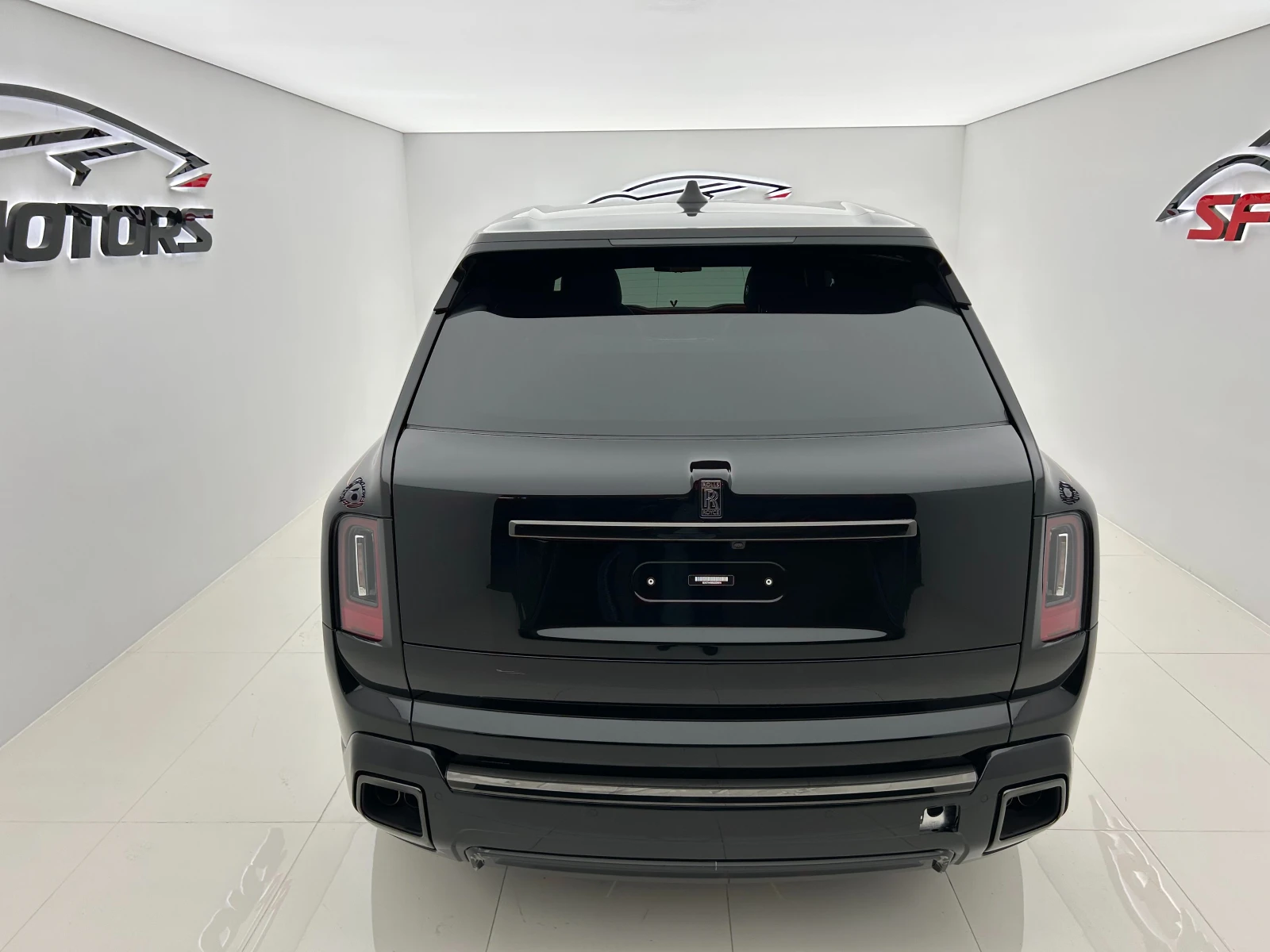 劳斯莱斯 Cullinan Black Badge Series II