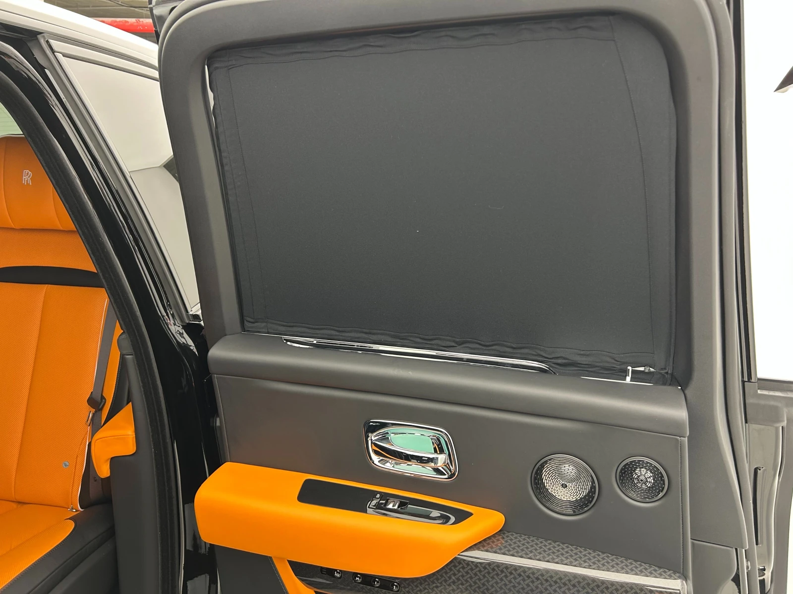 劳斯莱斯 Cullinan Black Badge Series II