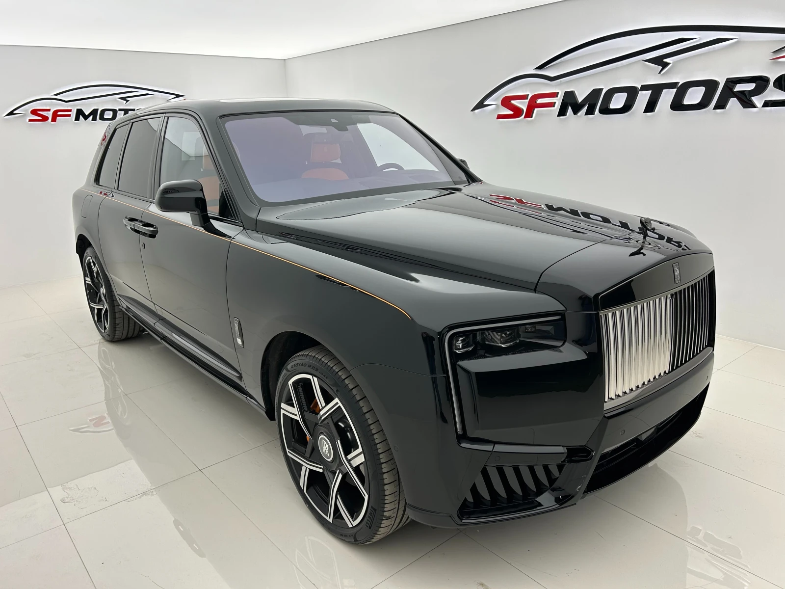 劳斯莱斯 Cullinan Black Badge Series II