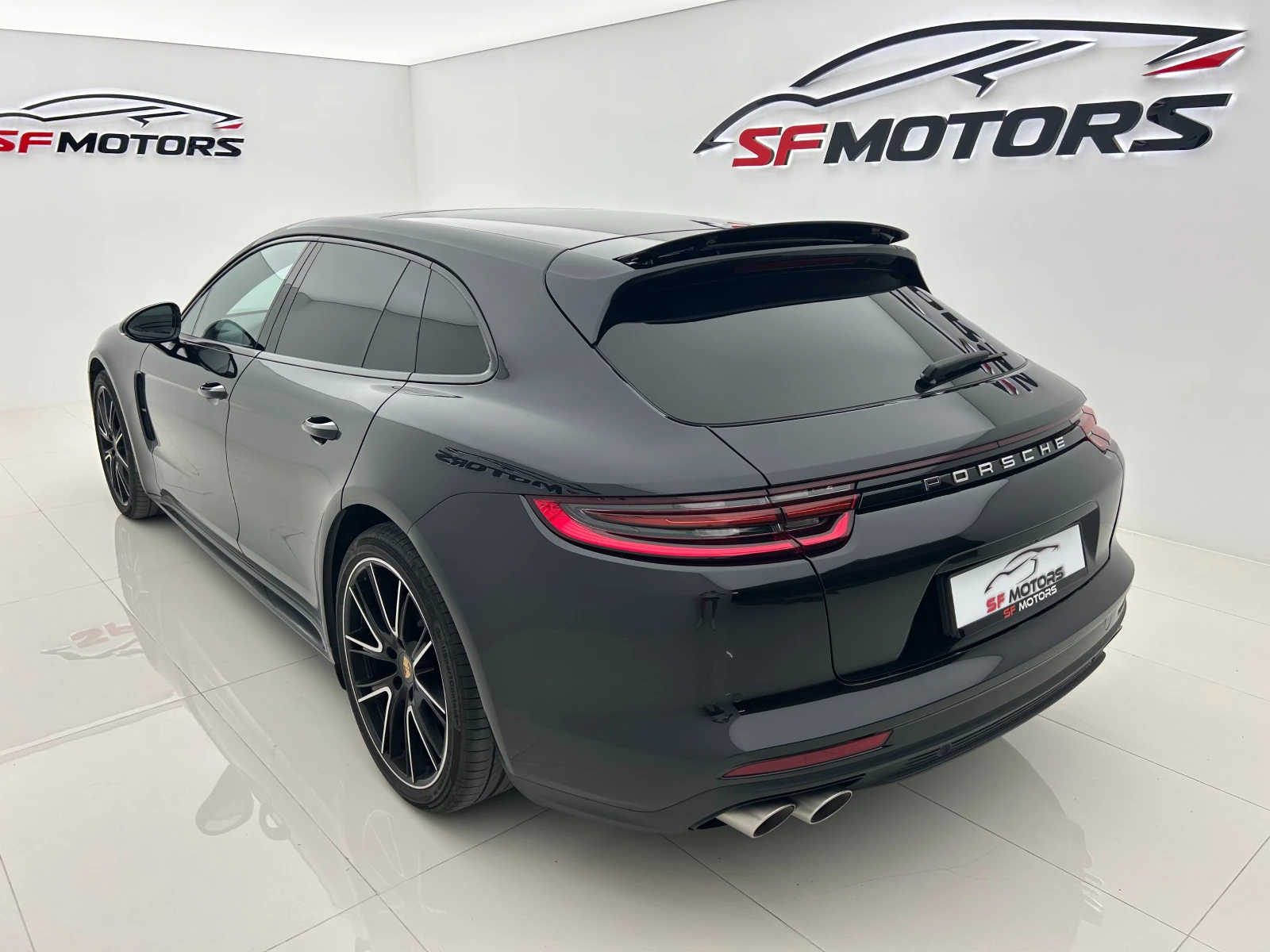 Porsche Panamera Turbo Sport Turismo
