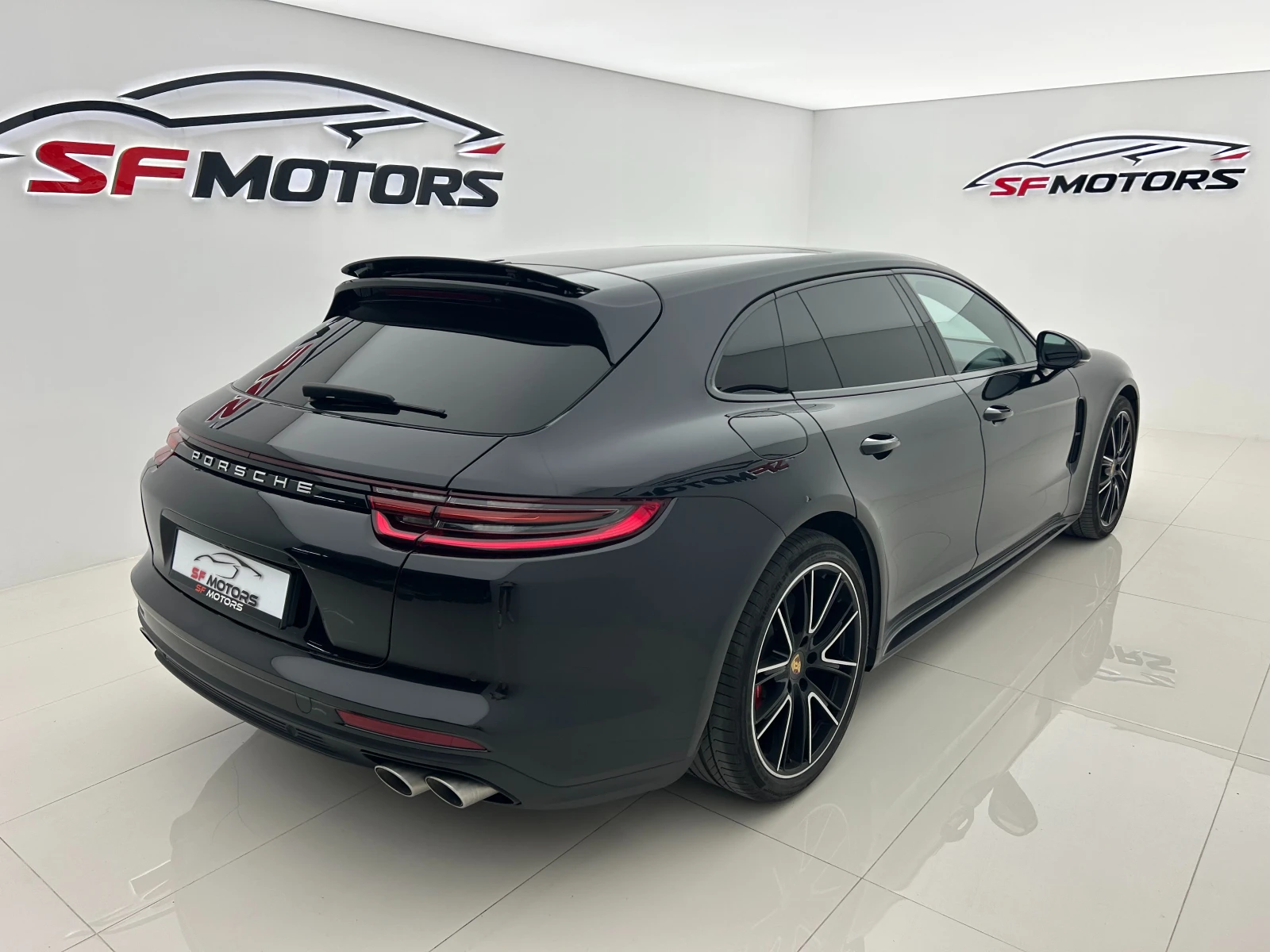 Porsche Panamera Turbo Sport Turismo