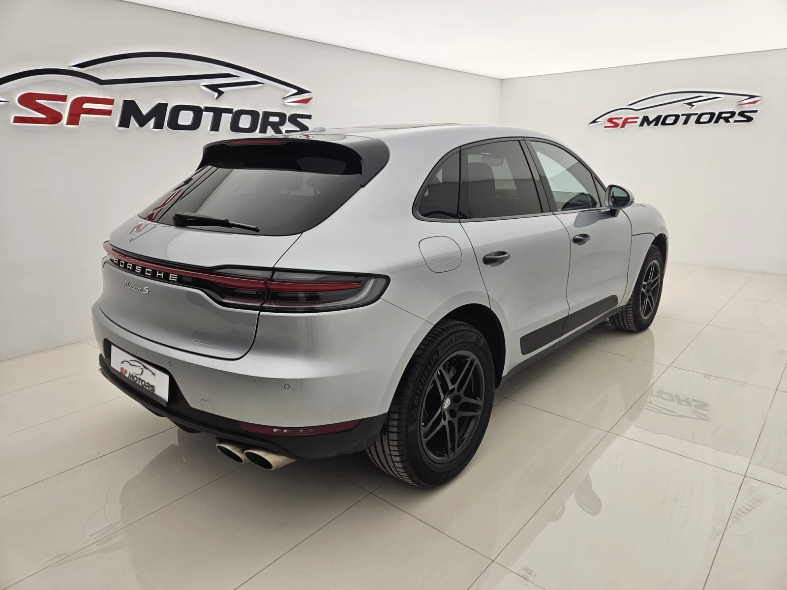 Porsche Macan S